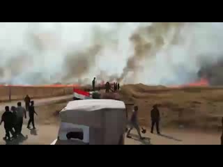 free сильный пожар разразился на сельскохозяйственных полях неподалёку от аэропорта города камышылы который находится под hd