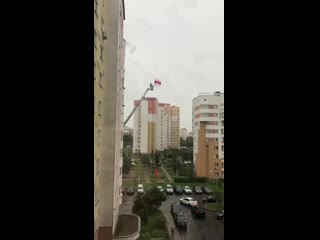 free все думали что мчсник хотел снять флаг а в итоге он сделал неожиданное hd