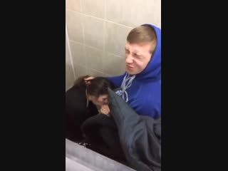 free выебал в школьном туалете одноклассницу порно минет сосёт скрытое в туалете девственница секс частное студенткахд hd