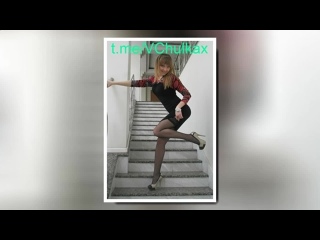 free выбритые гладкие ножки в нейлоне в чулках секс ххх чулки на стройных ножках снимает чулки hd