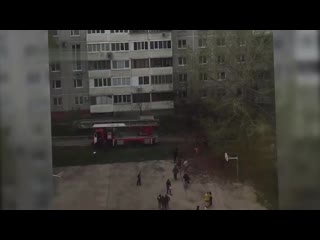free больно мам помоги появилось видео крупного пожара в многоэтажке на стара загоре hd