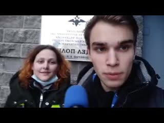 free похищенные полицией петербурга журналисты соты петр иванов и анастасия карпина отпущены из отделения hd