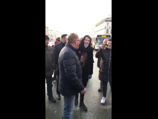 free в питере депутат госдумы виталий милонов вышел к протестующим и встретился лицом к лицу с суровой реальностью hd