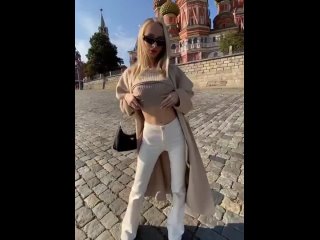 free тупорылая шалава пьяная проститутка южного бутово lolla bunny показала сиськи на фоне русского символа храма василия hd
