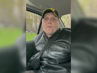 free полицейские нанесли визит молодые через окно в мурино стражи порядка задержали 28 летнего жителя мурино мужчина был hd