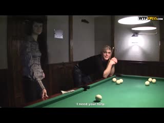 free хотела научиться играть в бильярд а попробовала секс втроём на столе hd