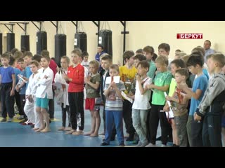 free посвящение в спортсмены и веселые старты в сдюсшор юность hd
