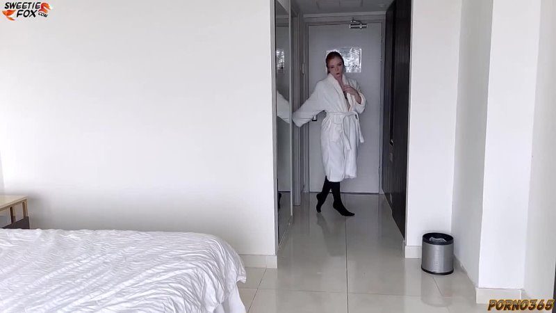 free девушка на курорте вызывала мужчину и классно потрахалась с ним домашнее рыжие чулки премиум hd