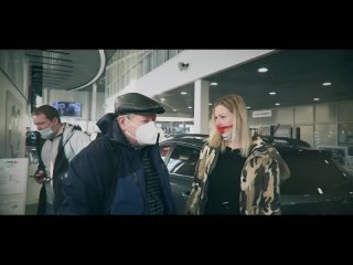 free известная блогерша лиса автор канала лиса рулит подарила своему отцу новый kia mohave hd