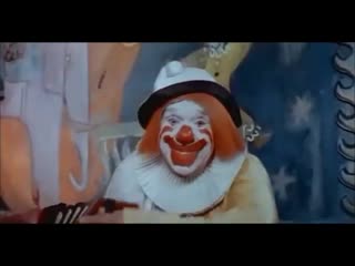 free фрагмент из фильма три толстяка с вывозом огромного торта с человеком hd