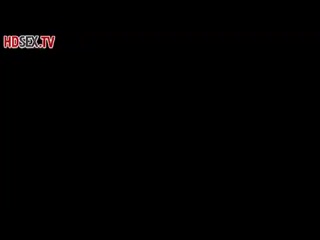 free две молодые девушки с волосатыми кисками соблазнили парня на секс втроем hd