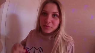 free русская девушка уговаривает своего брата трахнуть её дать в рот сосет член минет трахает попу с разговорами инцест hd