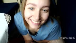 free секс с молодой горячей попутчицей в купе поезда домашнее порно в публичном месте кончил в ротик студентке девочке hd