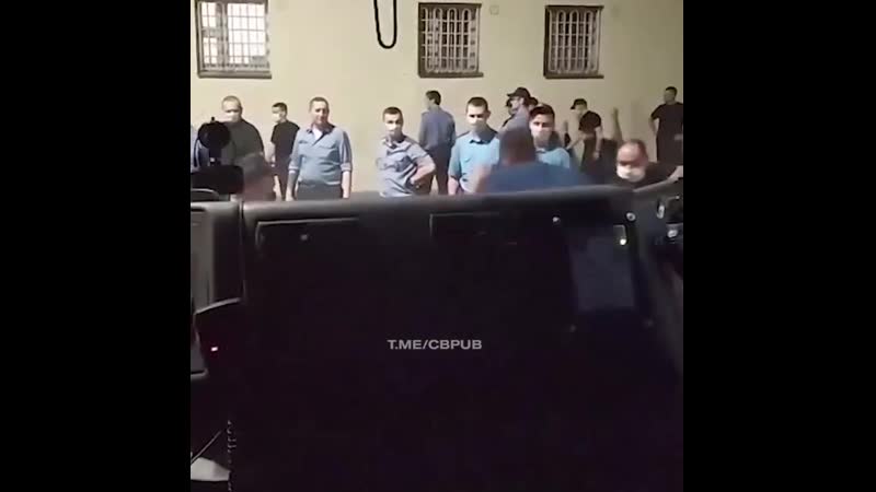 free появилось видео того как в августе задержанных прогоняли через коридор в минске hd