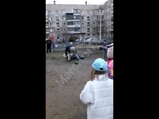free в магнитогорске накануне библионочи факир на местной площадке решил показать детям и их родителям фаер шоу hd