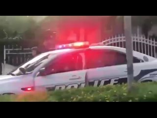 free в сша пикап врезался в толпу людей которая проводила гей парад как итог один погибший и двое раненных hd