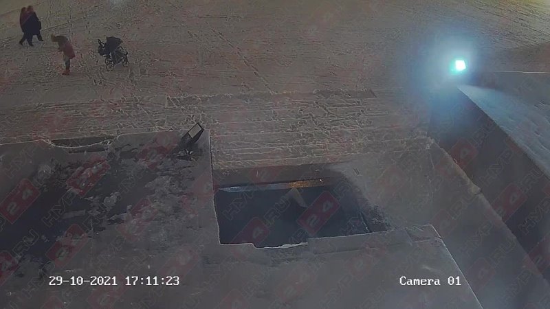 free в новом уренгое очередные молодые отличились потушив вечный огонь снежком полиция уже ищет школотронов hd