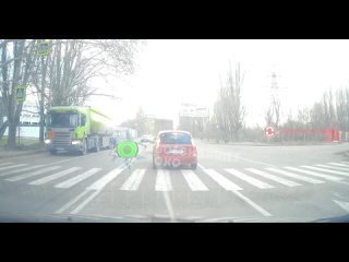 free в херсоне водятел на москвиче не притормозил перед пешеходным переходом и отправил в космос пенсионера hd