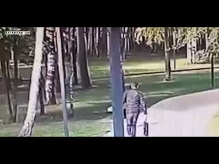 free в татарстане полиция задержала неадеквата который подходил к случайным женщинам на улице и избивал их ногами hd