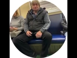 free солевая юля из пензы снова на связи этот раз она провоцирует людей в московском метро hd
