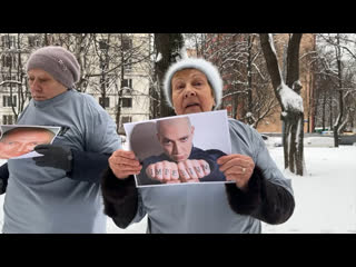 free бабушки похоронили оксимирона и зачитали волшебные слова во время церемонии всё из за его дисса на моргенштерна hd
