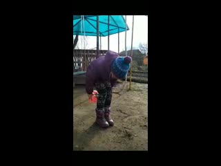 free тренироа на улицес подручными материалами выполнение самой маленькой баскетболистки hd