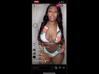 free негритянка черная женщина ebony ебони без лифчика в прозрачной кофте public торчащие и выпирающие braless downblouse hd