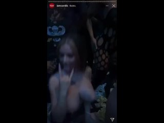 free cardi b засветила сиськи в инстаграме голая карди би грудь попа жопа минет сосет куни ню красотка подруга hot 18 hd
