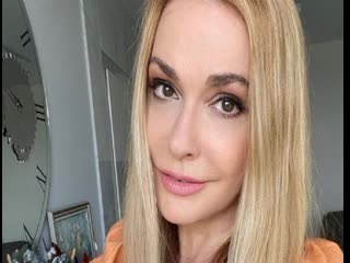 free можно только мечтать ольга сумская в одном халате показала где и с кем встречает 54 летие hd