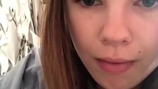 free приват соло домашнее девушка показывает сиськи и киску 18 молоденькая сочная няшка приват private solo teen home hd