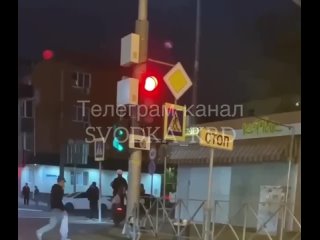 free вот такая бесстрашная мамаша была замечена на ул тургенева в краснодаре что у неё в голове hd