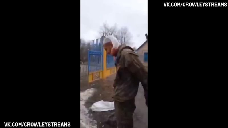 free русский военный в плену отказался кричать слава усраине и сказал слава россии hd