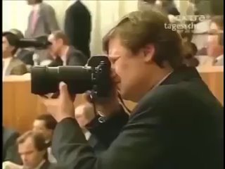 free эрнст альбрехт хдс был премьер министром нижней саксонии с февраля 1976 года по июнь 1990 года hd