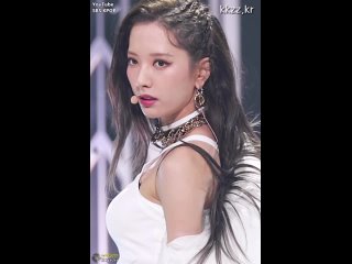 free 민소매 볼륨감 우주소녀 더 블랙 보나 wjsn the black bona 매의눈닷컴 heye kr create discover and share awesome gifs on gfycat 7 hd
