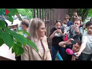 free соратницу алексея навального любовь соболь удалили из зала суда во время оглашения приговора hd