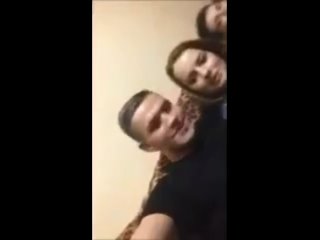 free молодая давалка сосет хуй у взрослого любовника вмашине за денги кончил на лицо глотает сперму жесткий секс hd