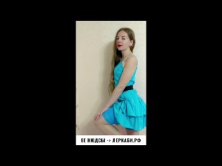 free маленькая сводная сестренка блондинка пытается доказать что может сосать хуй hd