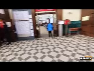 free брат встретил сестру потом в душе подглядывал как она моится потом он трахался сней hd