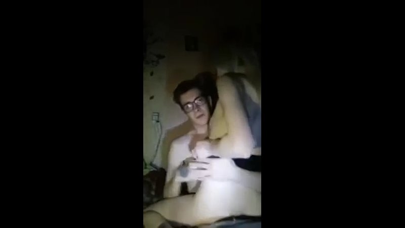 free отсосала в подъезде на спор русская шлюха сосет хуй глотает сперму дал за щеку на камеру жестко выебал красивую hd