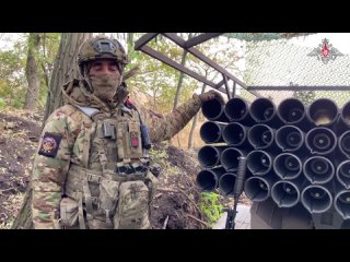 free командир расчета рсзо град с позывным заря рассказал о контрбатарейной борьбе в зоне сво hd