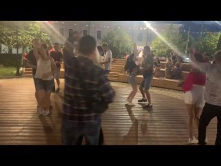 free ночные танцы в рязани на улице ленина hd