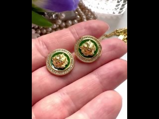 free легкие аккуратные и кошачьим вайбом это про серьги с зеленой эмалью и головами тигров от roberto cavalli hd