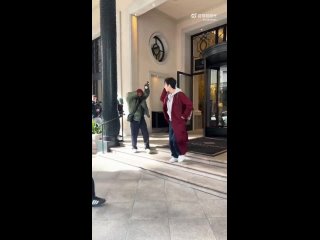free сяо чжань за кадром съемок рекламы для gucci в милане mp4 hd