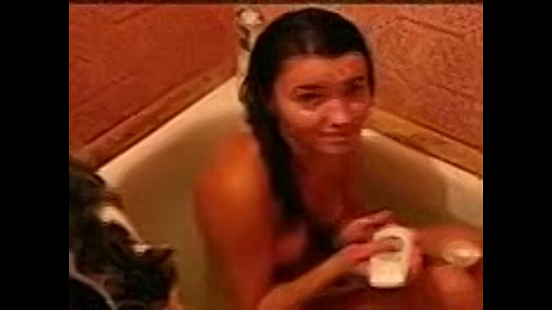 free молодая девушка сосет много членов в маленькой зеленой будке порно видео порно онлайн смотреть порно большие ч hd