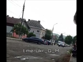 free тем временем на украине полным ходом идут захоронения солдат всу политика запада воевать до последнего украинца hd