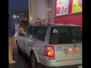 free душегубы на охоте оборотни из тцк продолжают отлавливать мужское население и силой увозить их на мясо hd