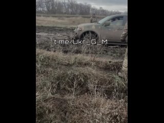 free укровоины продолжают проигрывать в борьбе с грязью всу зсу грязь застряли hd