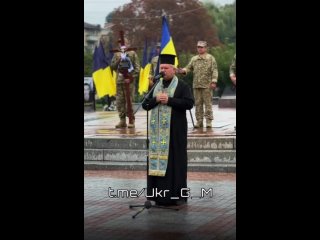 free каждый день кладбища украины пополняются могилами тех кто отказался сложить оружие и поднять вверх u g m hd