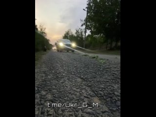 free каждый день кладбища украины пополняются могилами тех кто отказался сложить оружие и поднять вверх u g m hd