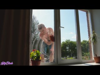 free сексуальная жена изменяет мужу с мойщиком окон pure mature мама и дочь взрослые с молодыми hd